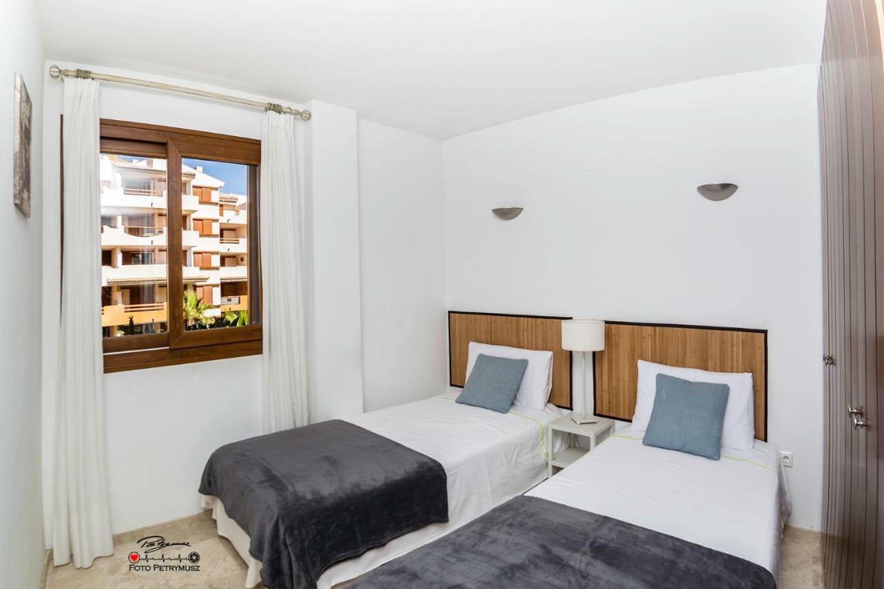 Apartamento "Blue" Muy Cerca Del Mar Torrevieja Exterior photo